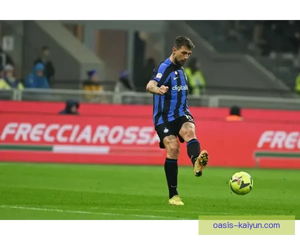 阿切尔比关键表现助球队稳定防线，状态持续提升。